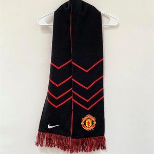 Nike EPL Manchester United Soccer Football Scarf